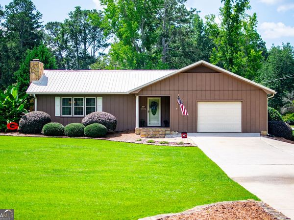 401 W Jonesville Road, Bowdon, GA 30108