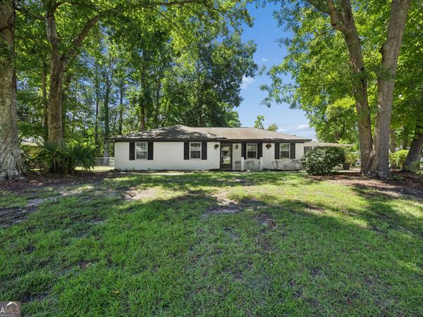 352 Sandpiper Road, Richmond Hill, GA 31324
