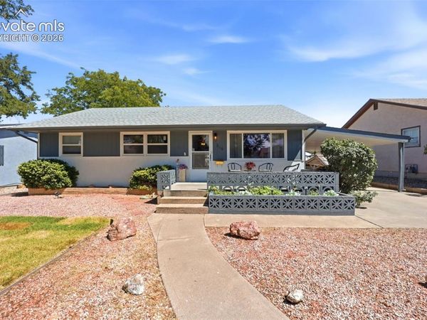 2116 Ridgewood Lane, Pueblo, CO 81005