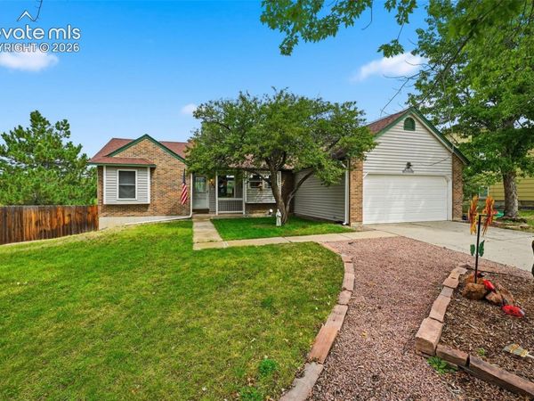 2866 Deliverance Drive, Colorado Springs, CO 80918