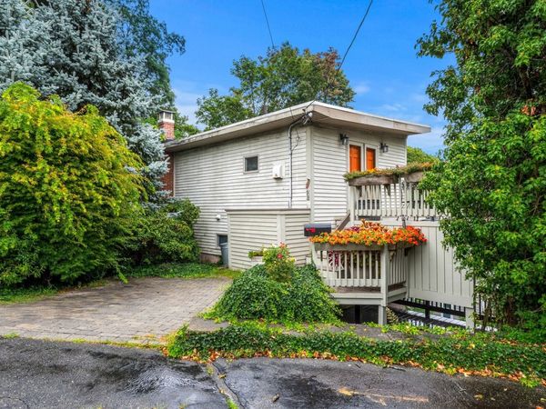 33 Stony Brook Rd., Marblehead, MA 01945