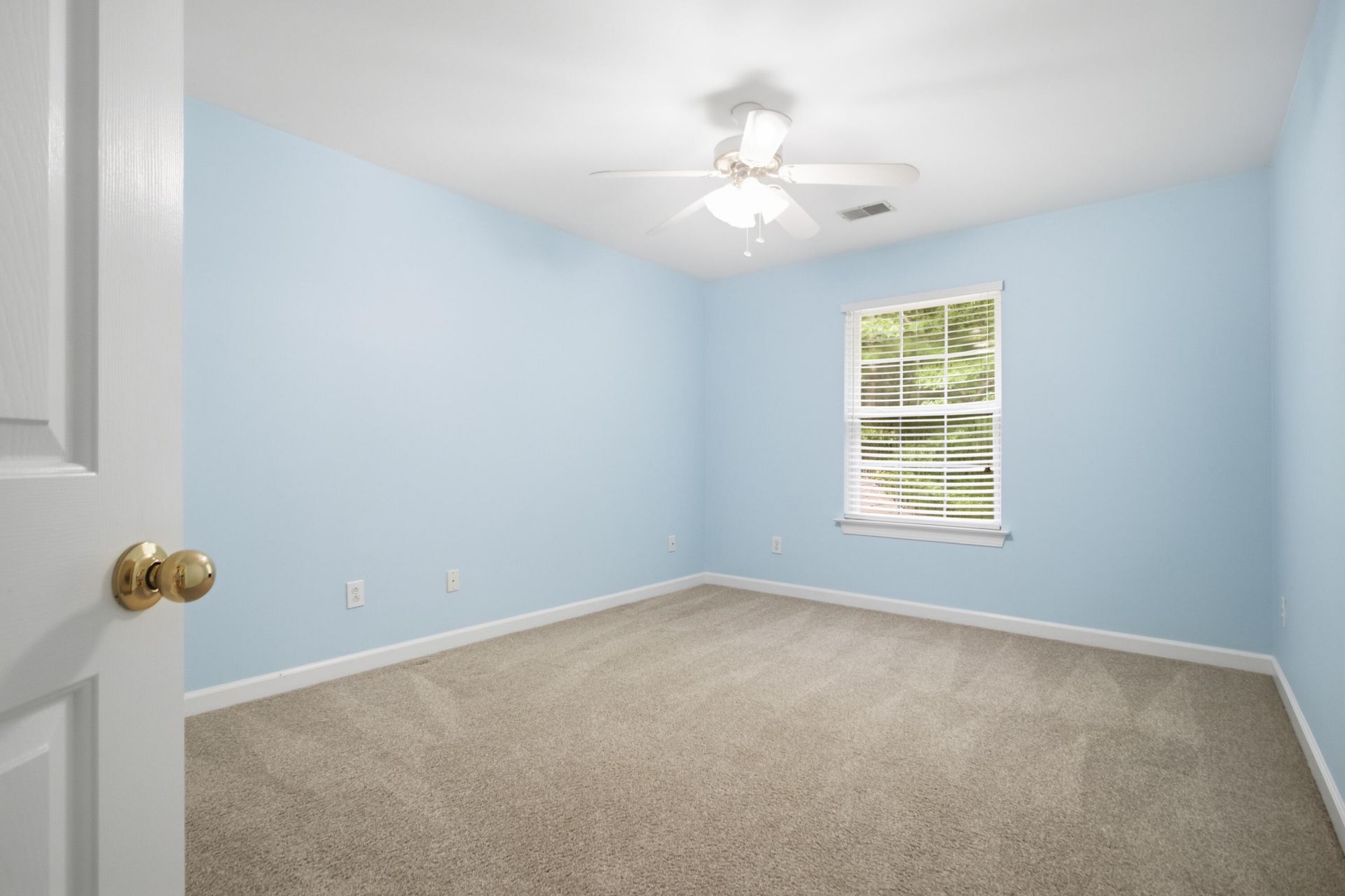 1611} Camfield Lane Photo 41