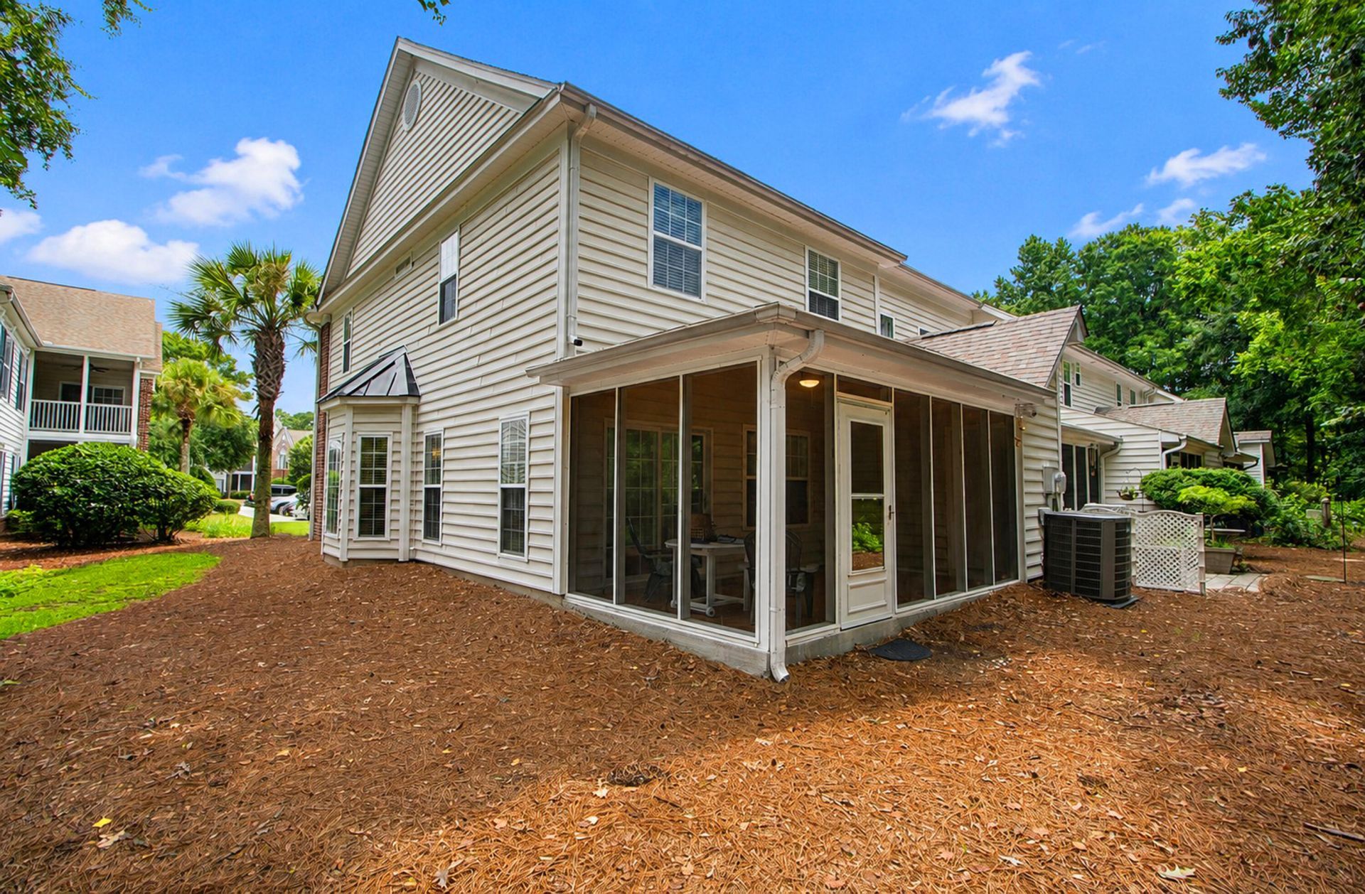 1611} Camfield Lane Photo 47