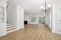 1611} Camfield Lane photo 4