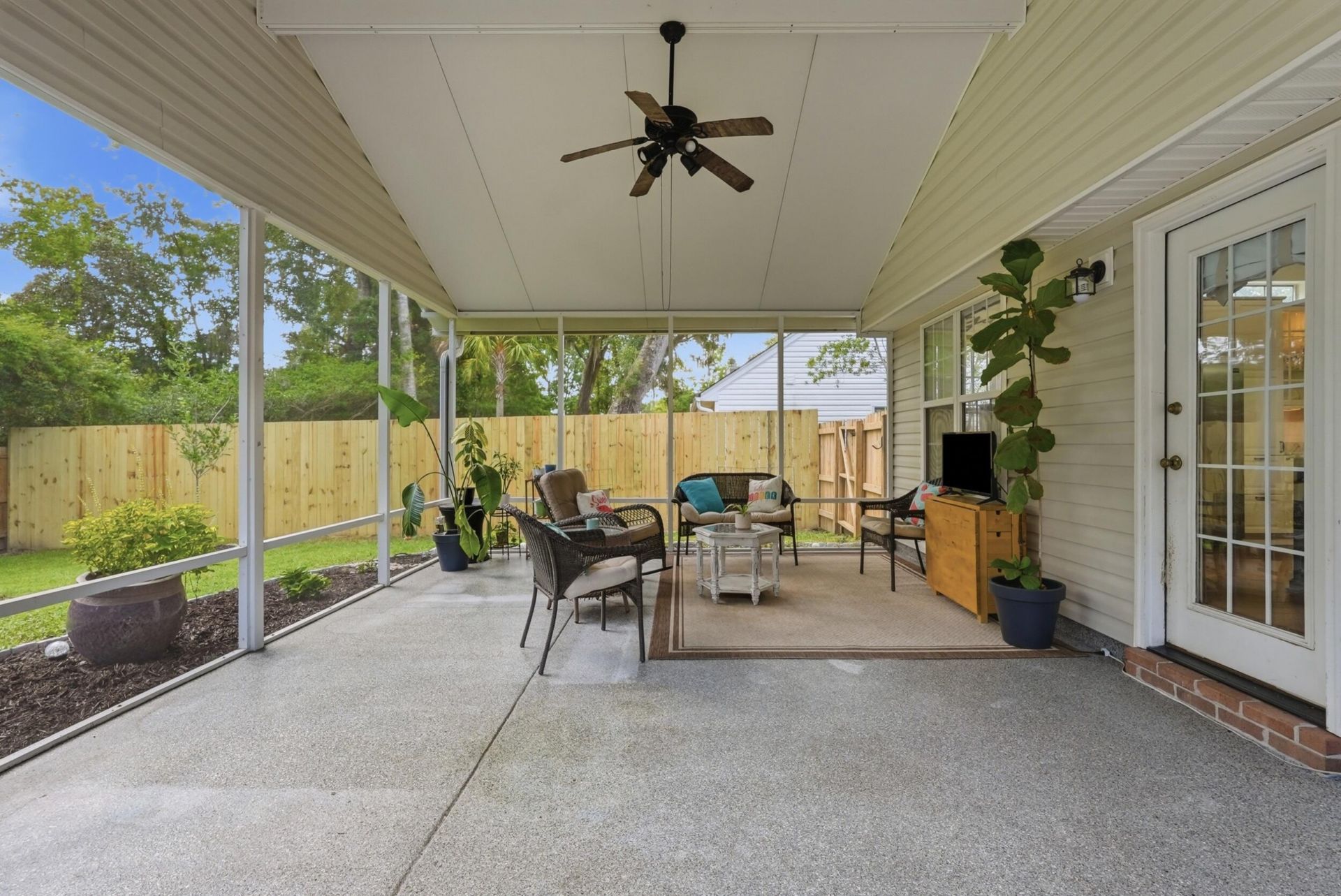 8620 Hickory Creek Lane Photo 17