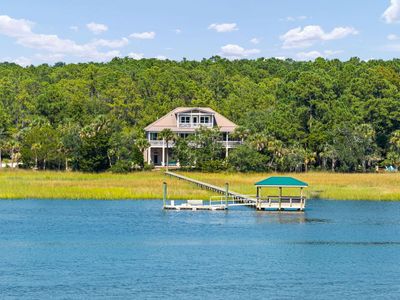 4660 Cedar Island Court, Awendaw, SC 29429