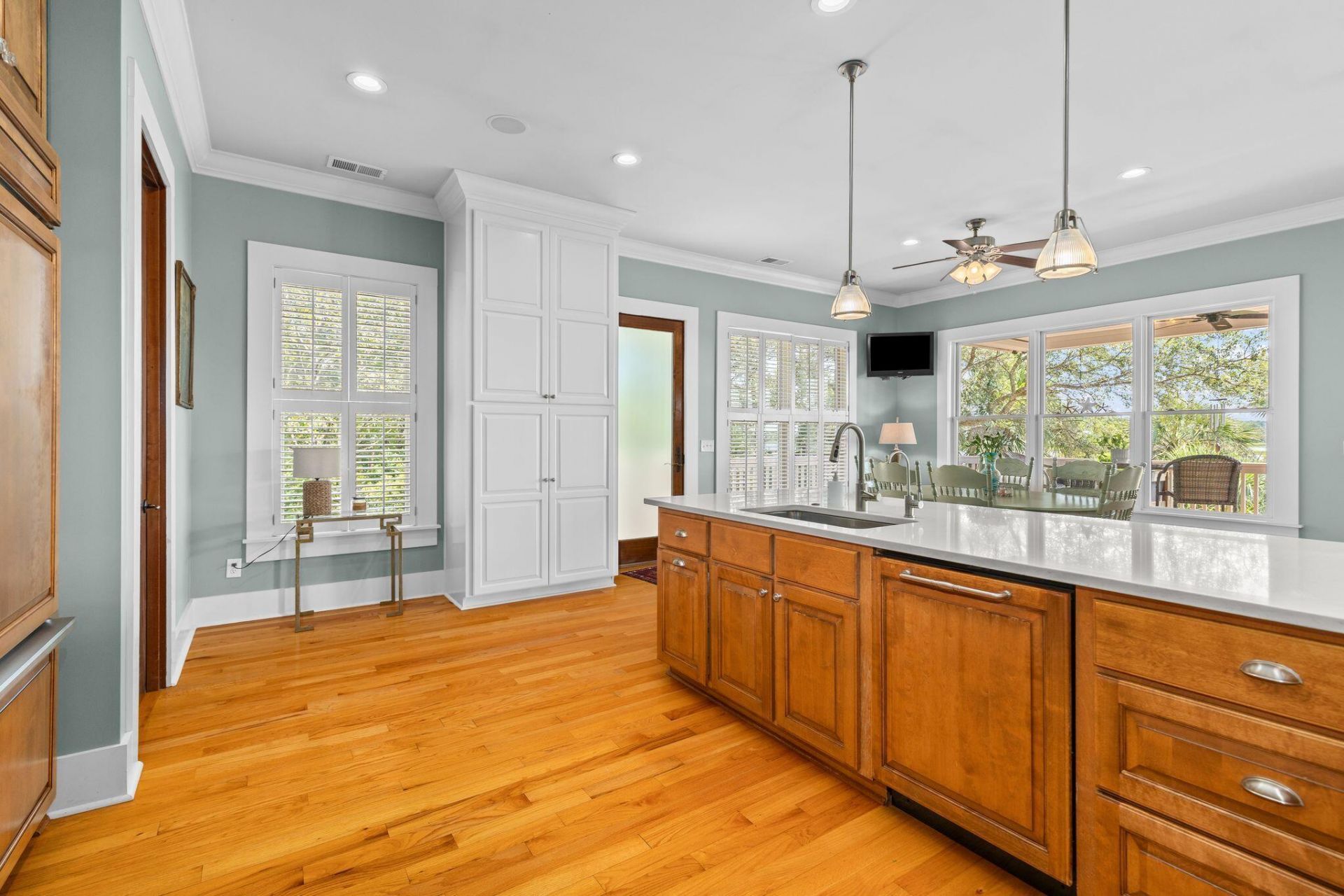 4660 Cedar Island Court Photo 31