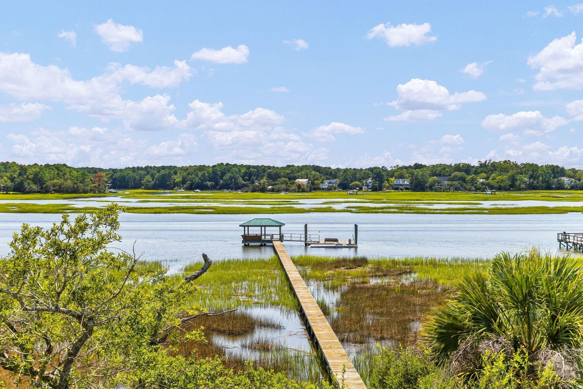 4660 Cedar Island Court Photo 44