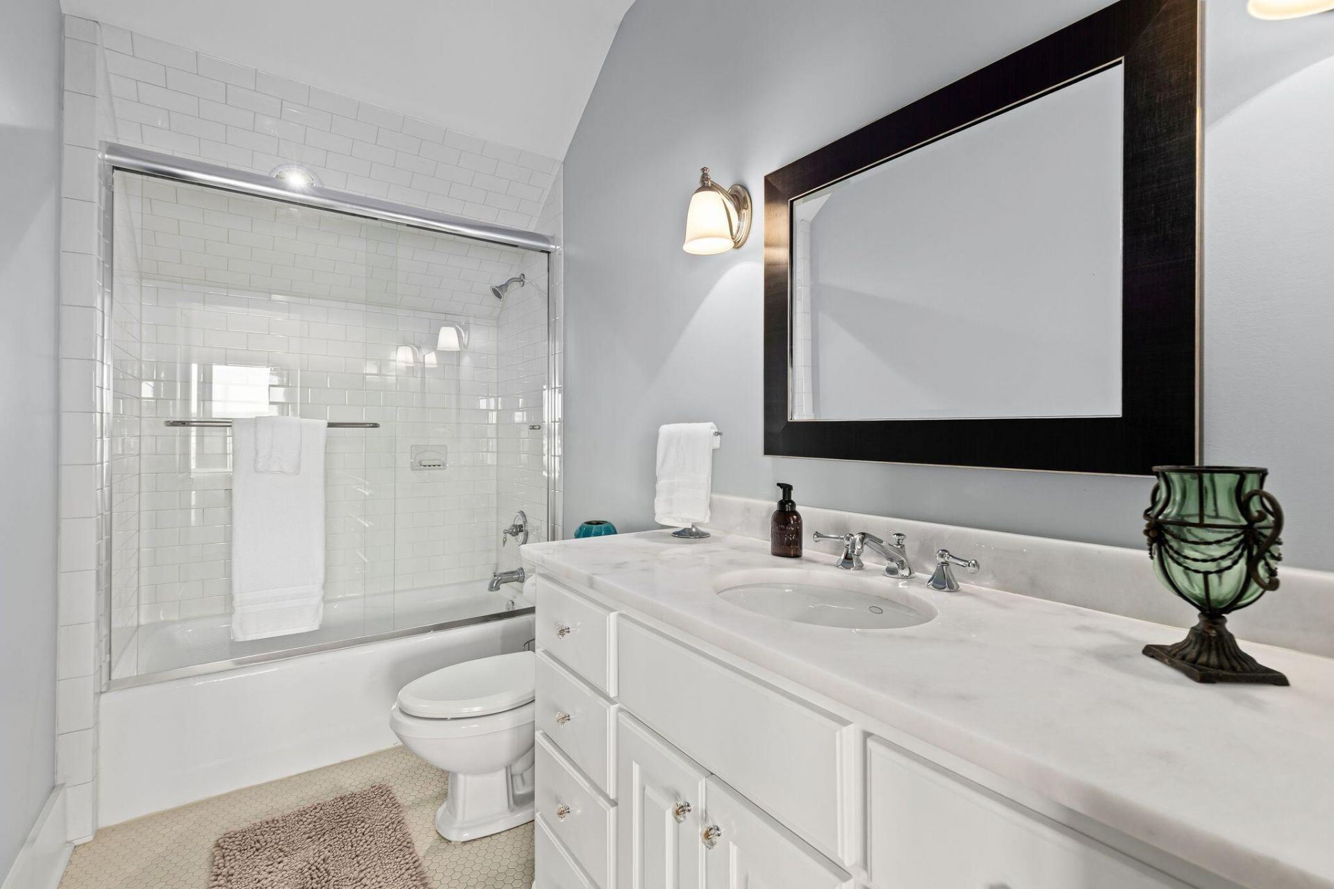 4660 Cedar Island Court Photo 46