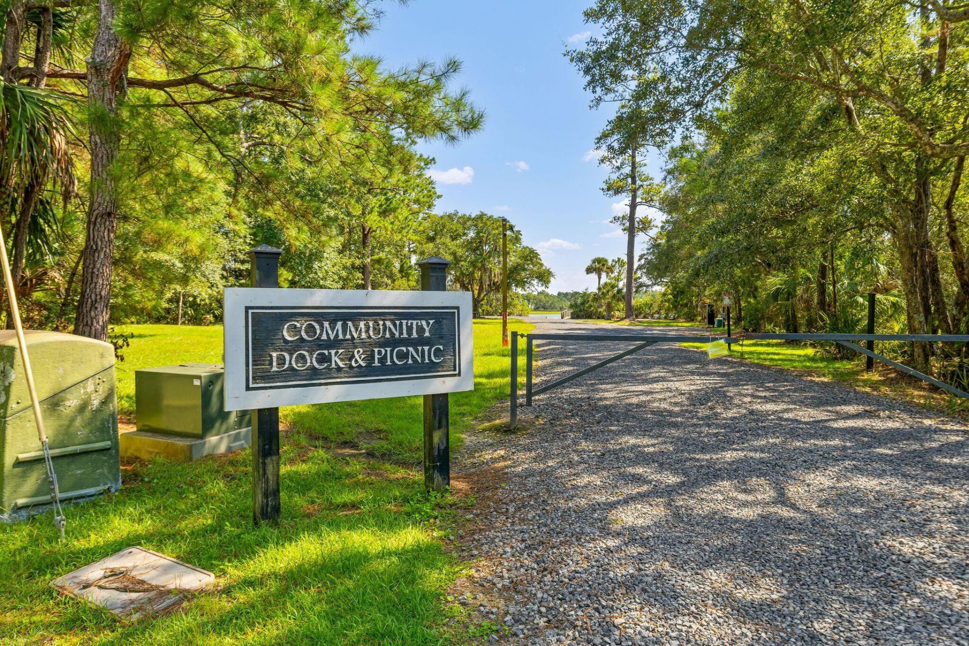 4660 Cedar Island Court Photo 80