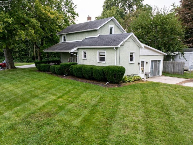 1374 Tiffin Road, Fremont, OH 43420 Photo 1