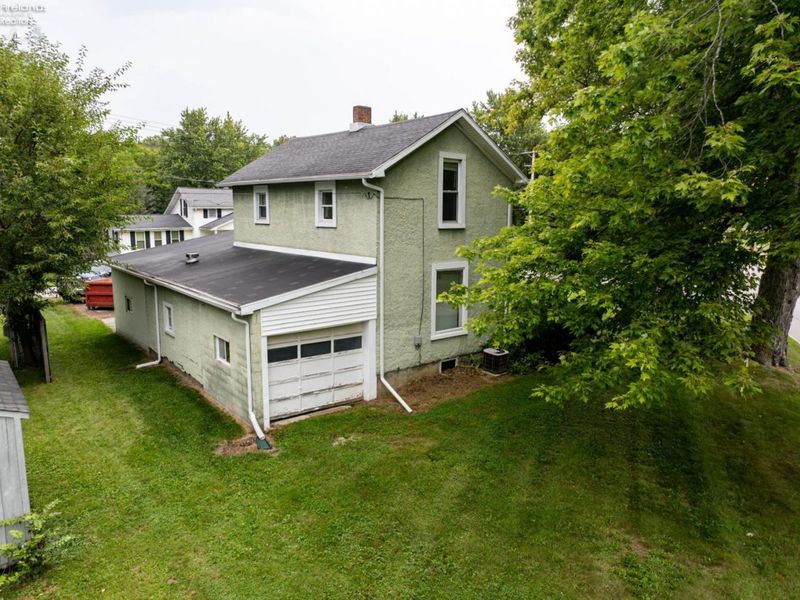 1374 Tiffin Road, Fremont, OH 43420 Photo 21