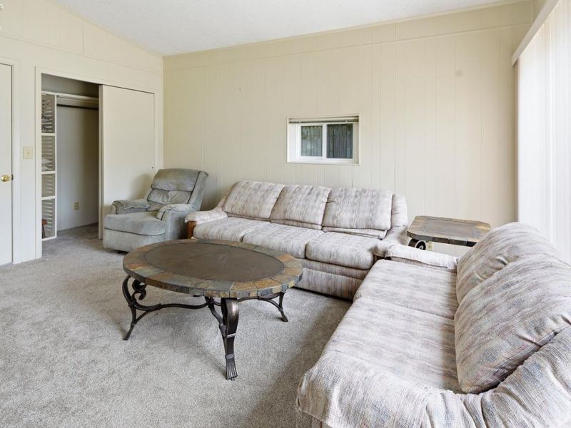 1374 Tiffin Road, Fremont, OH 43420 Photo 4