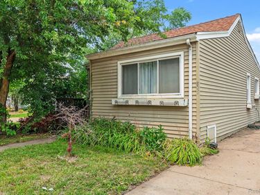 807 E 14 Mile Road , Birmingham, Mi 48009