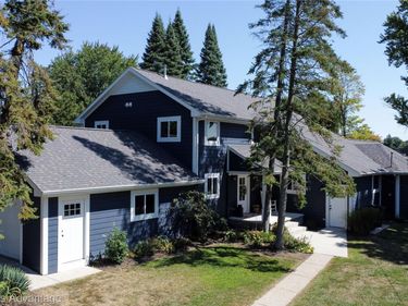 8806 Charbane Avenue , White Lake Township, Mi 48386