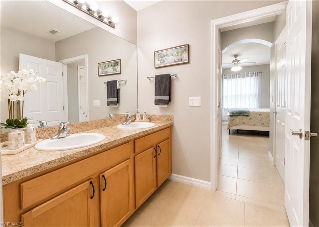 10716 Crossback Ln, Lehigh Acres, FL 33936 Photo
