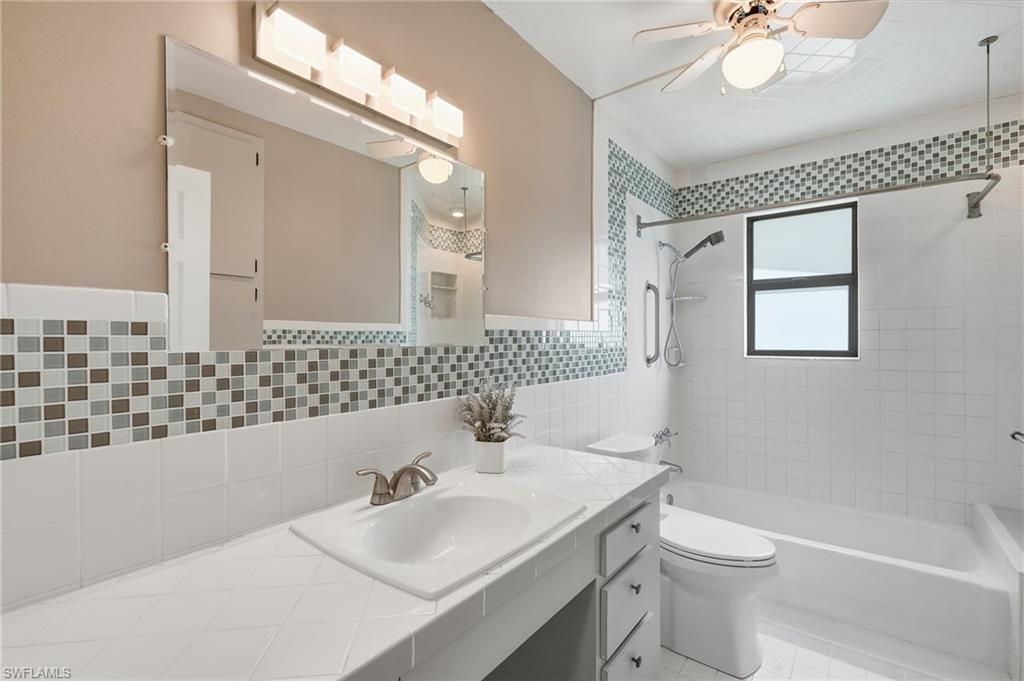 1421 Olmeda Way , Fort Myers, FL 33901 Photo