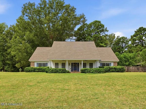 1635 Misty Lane, Terry, MS 39170