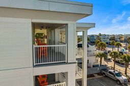 1116 Ocean Boulevard  photo 4
