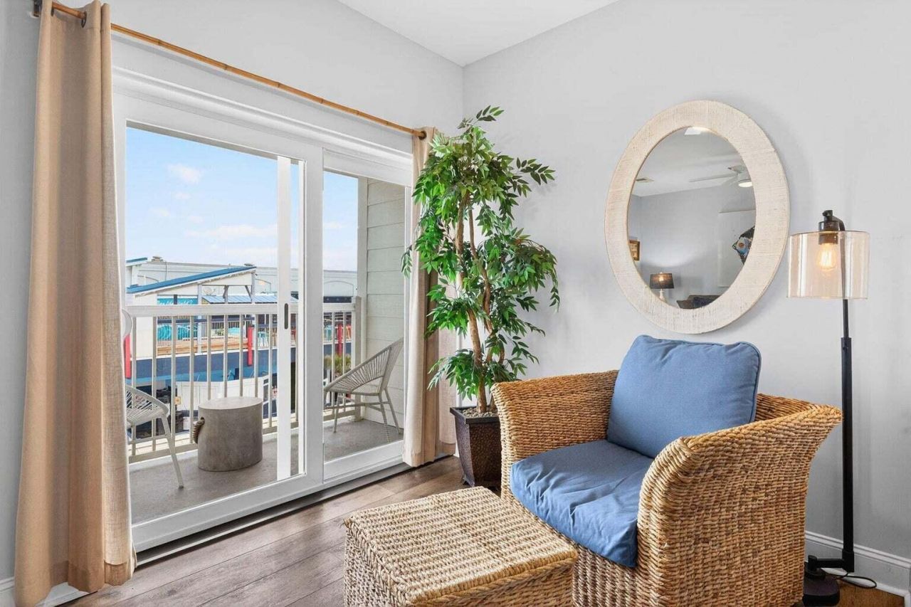 1116 Ocean Boulevard  Photo 53