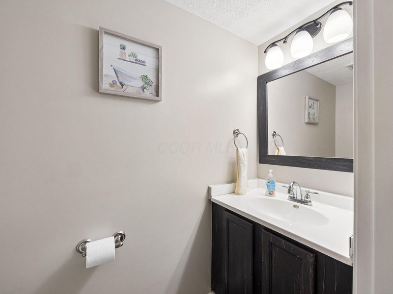 200 Sonoma Drive , Delaware, OH 43015 Photo 24