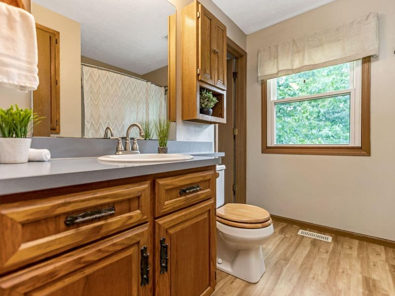 4465 Pine Hills Court NW, Carroll, OH 43112 Photo 21