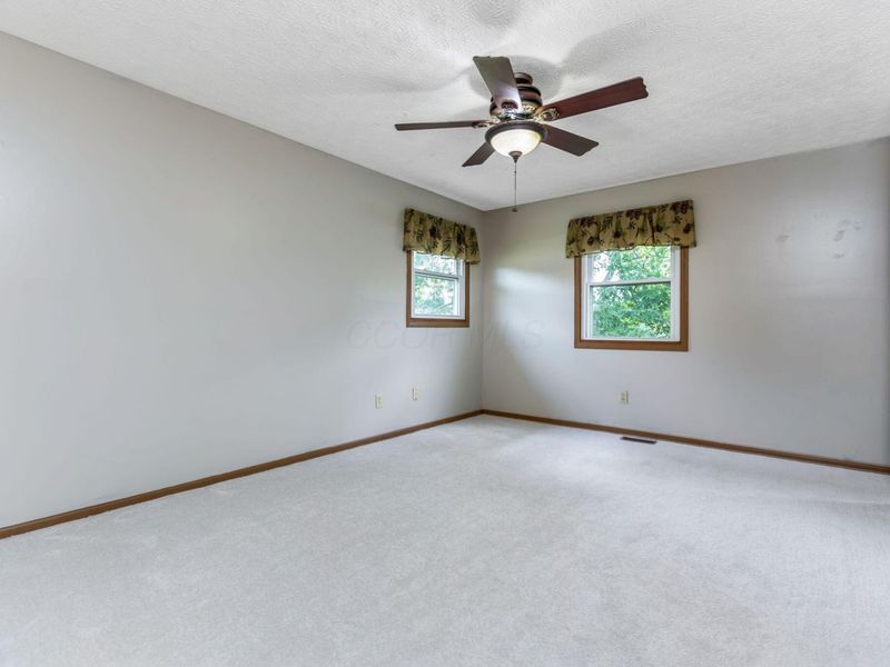 4465 Pine Hills Court NW, Carroll, OH 43112 Photo 24