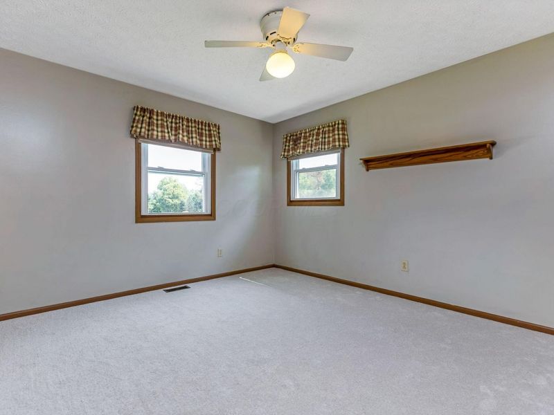 4465 Pine Hills Court NW, Carroll, OH 43112 Photo 26