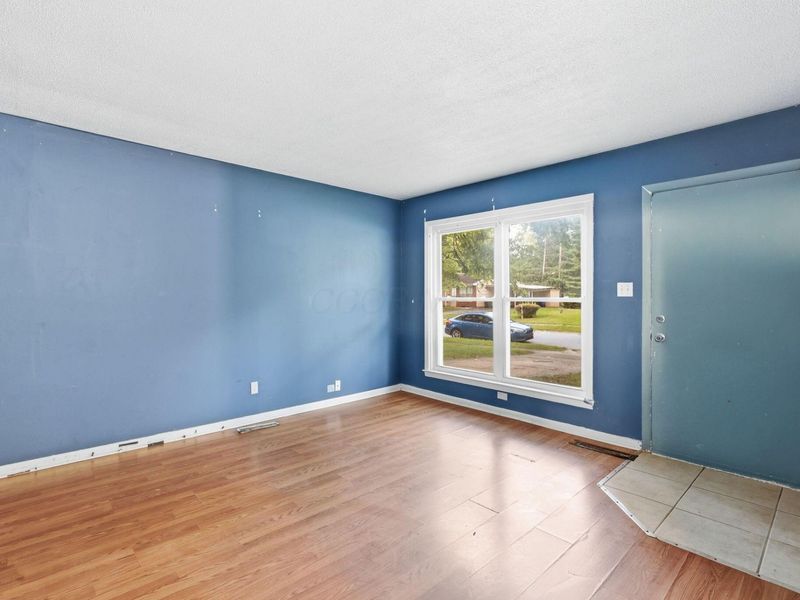 1731 Burlington Avenue, Columbus, OH 43227 Photo 3