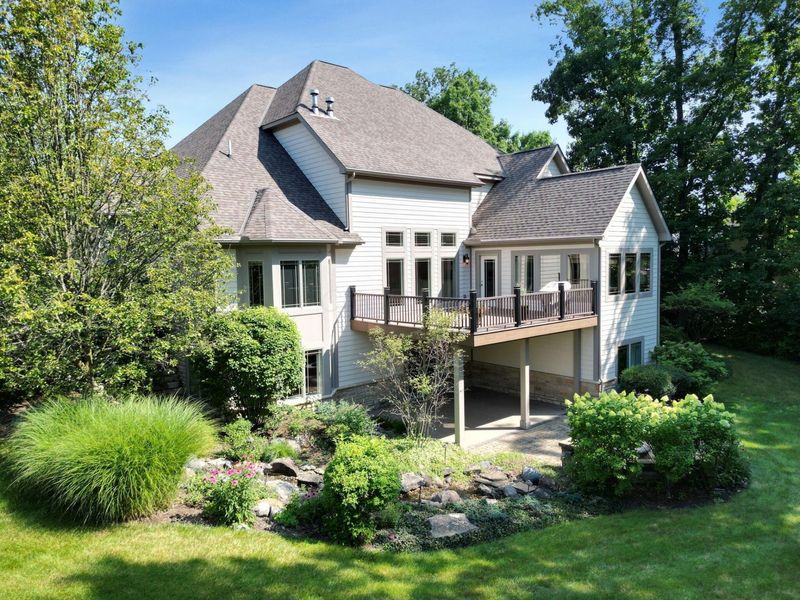 1551 Riverwood Lane, Powell, OH 43065 Photo 2