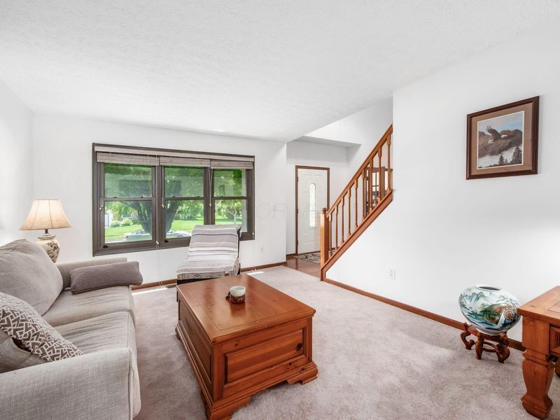 4976 Memphis Court, Hilliard, OH 43026 Photo 7