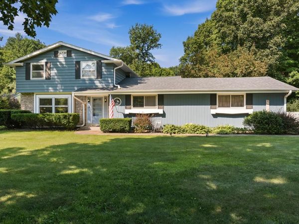 755 Tower Hill DRIVE, Brookfield, WI 53045