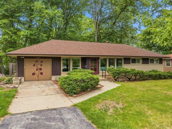 7659 N 51st STREET, Milwaukee, WI 53223