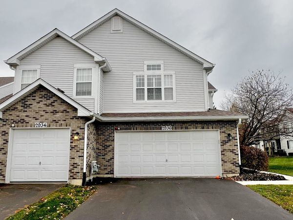 2936 Kentshire Circle , Naperville, IL 60564