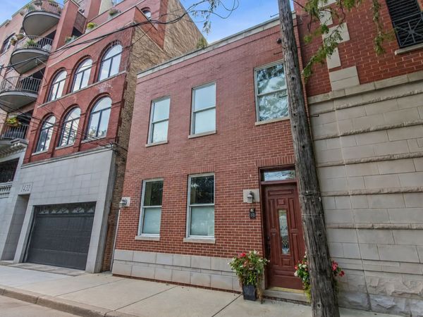 1436 N Orleans Street , Chicago, IL 60610