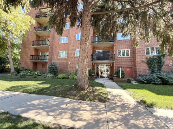 1653 River Street , Unit 306, Des Plaines, IL 60016
