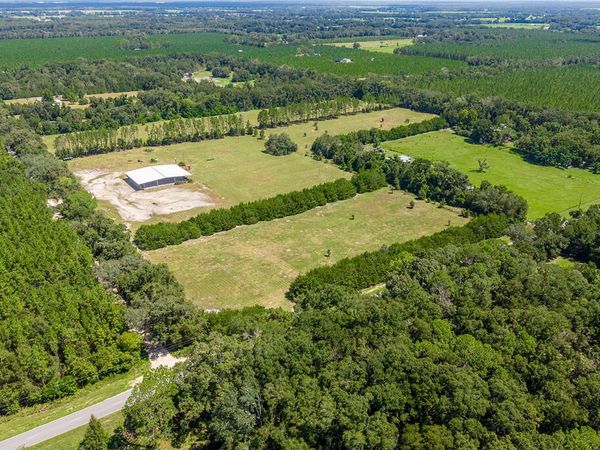 6900 SW 50th Ave, Trenton, FL 32693