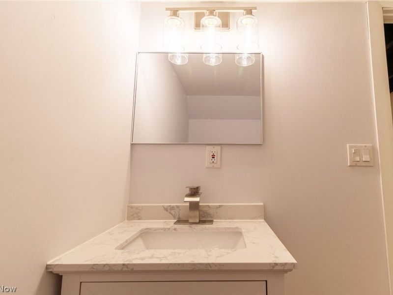 3300 W 131st Street, Cleveland, OH 44111 Photo 26