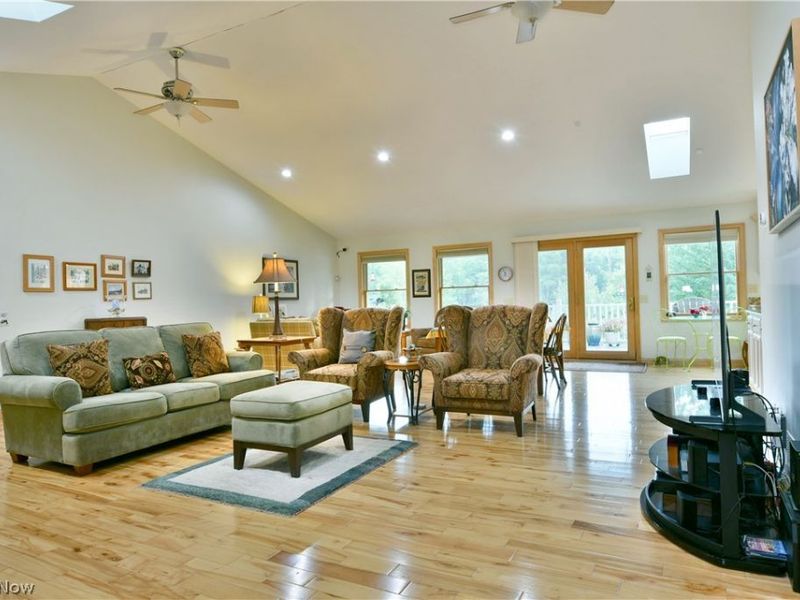 1835 Morning Star Drive, Roaming Shores, OH 44084 Photo 17