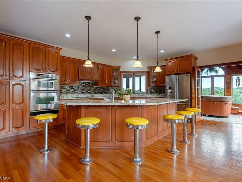 2389 Amberwood Circle NE, Massillon, OH 44646 Photo 17