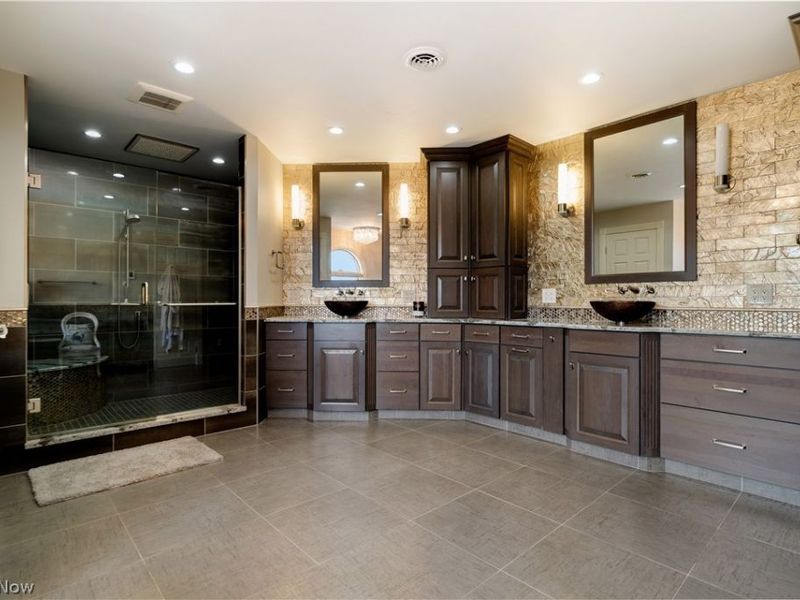 2389 Amberwood Circle NE, Massillon, OH 44646 Photo 23