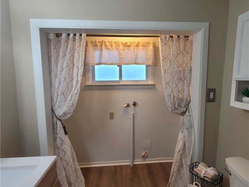 32 Market Street, Mount Pleasant, OH 43939 Photo 18