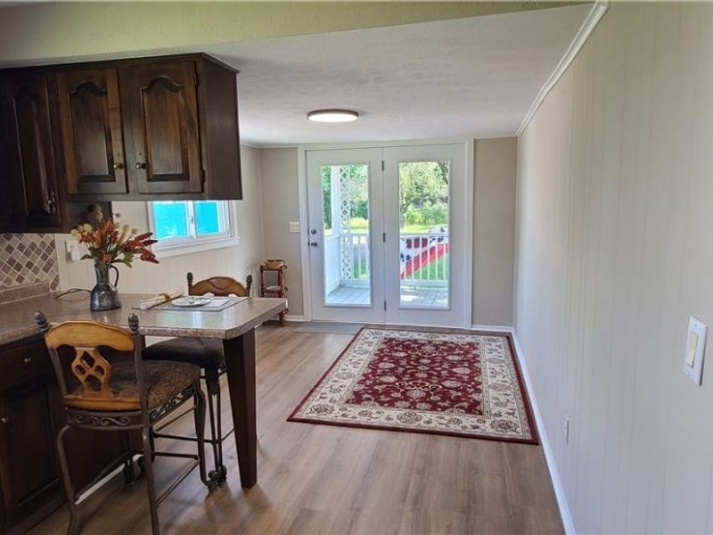 32 Market Street, Mount Pleasant, OH 43939 Photo 7