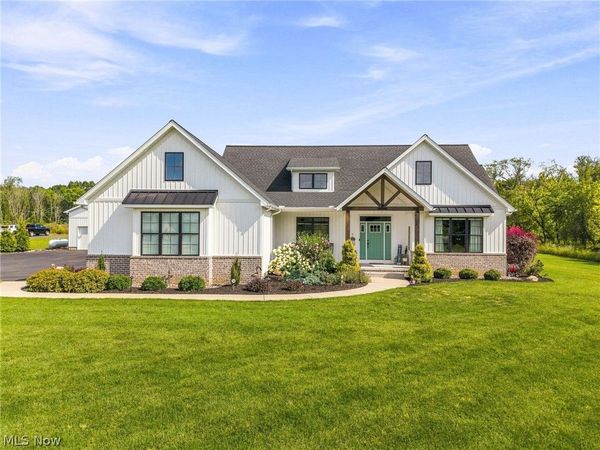 421 Pontius Road , Mogadore, OH 44260