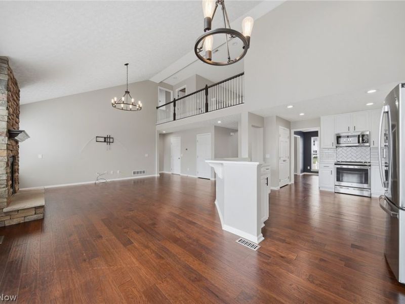9264 Wellspring Avenue NW, North Canton, OH 44720 Photo 11