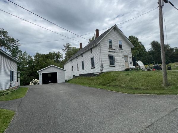 21 Cherry Street, Dover-Foxcroft, ME 04426