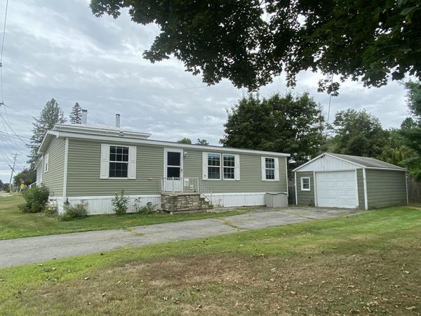 114 Route 133 , Winthrop, ME 04364