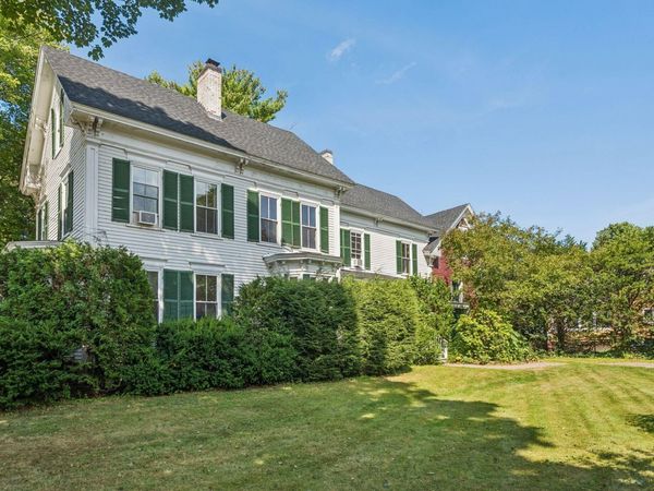 31 Winter Street , Waterville, ME 04901