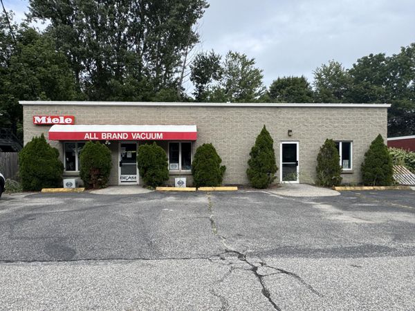 819-829 Forest Avenue , Portland, ME 04103