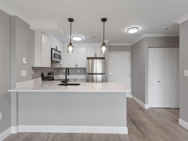 148 Breakwater Drive, Unit 619, South Portland, ME 04106